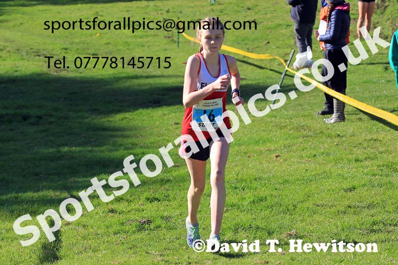 Girls under-15s, 2022 NECAA Cross Country Relays, Thornley Hall Farm, Peterlee, County Durham, October 15th. Photo: David T. Hewitson/Sports for All Pics